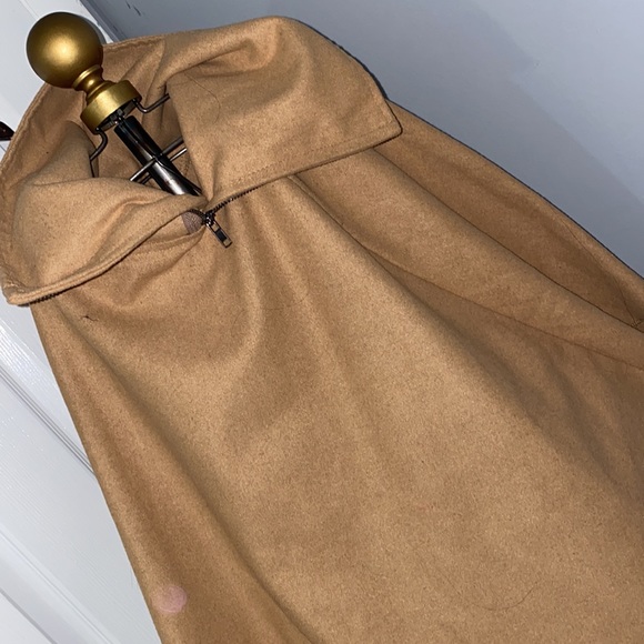 Brown women poncho - Picture 2 of 3